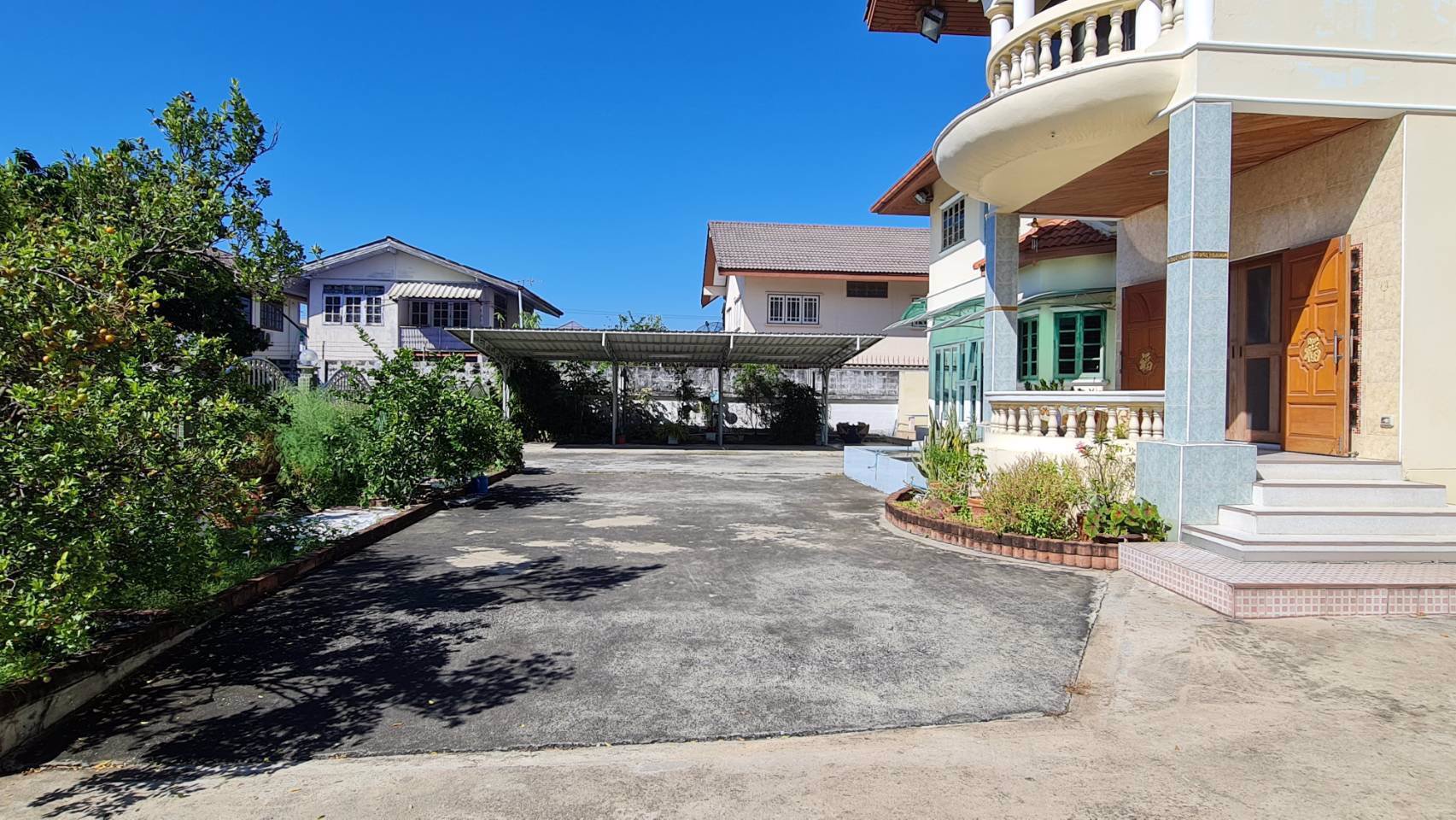 ขายบ้านพร้อมที่ดิน-2-แปลง-หมู่บ้านภัสรี-ถนนพุทธมณฑลสาย-2-เขตบางแค-กรุงเทพมหานคร