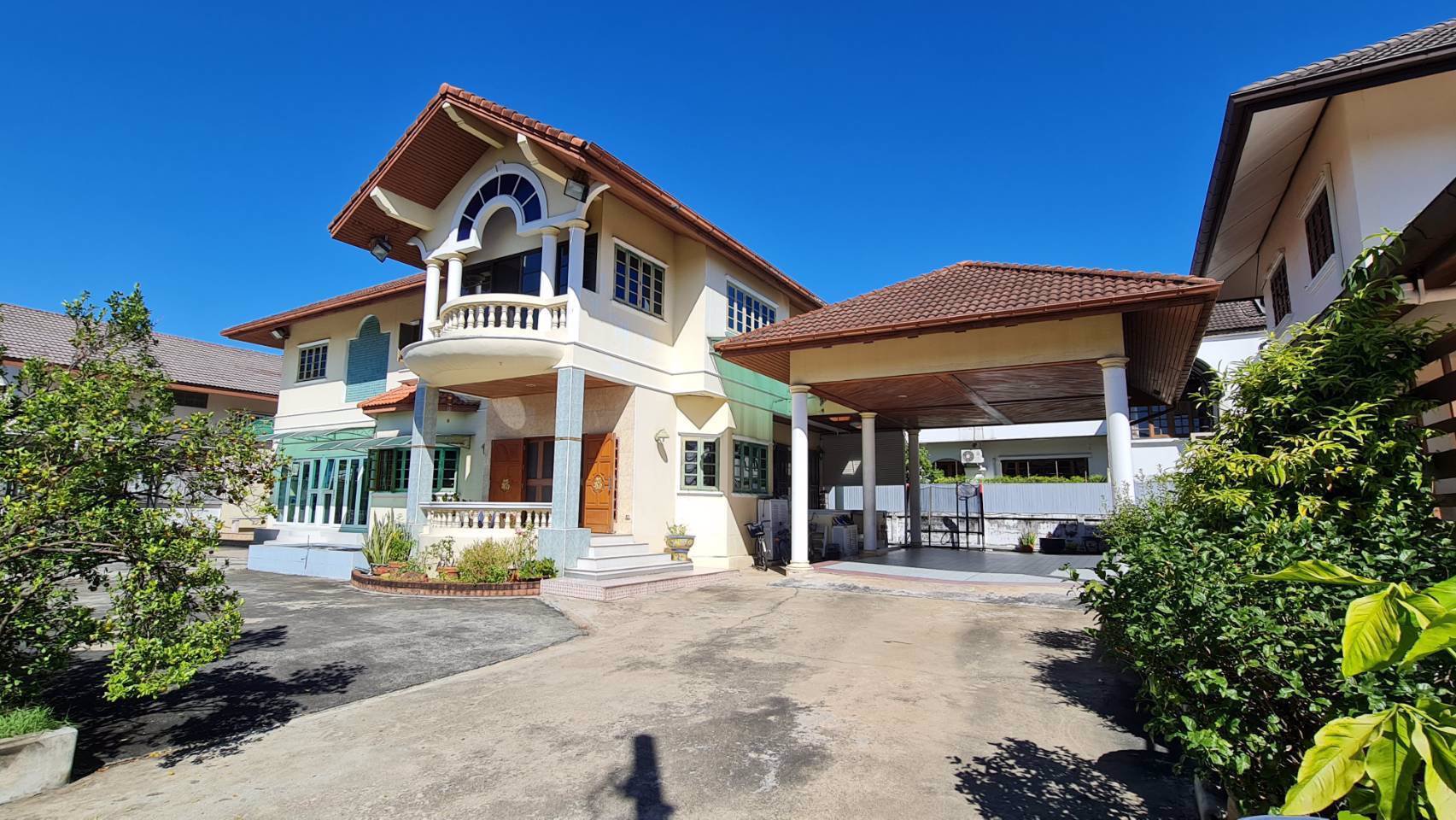 ขายบ้านพร้อมที่ดิน-2-แปลง-หมู่บ้านภัสรี-ถนนพุทธมณฑลสาย-2-เขตบางแค-กรุงเทพมหานคร