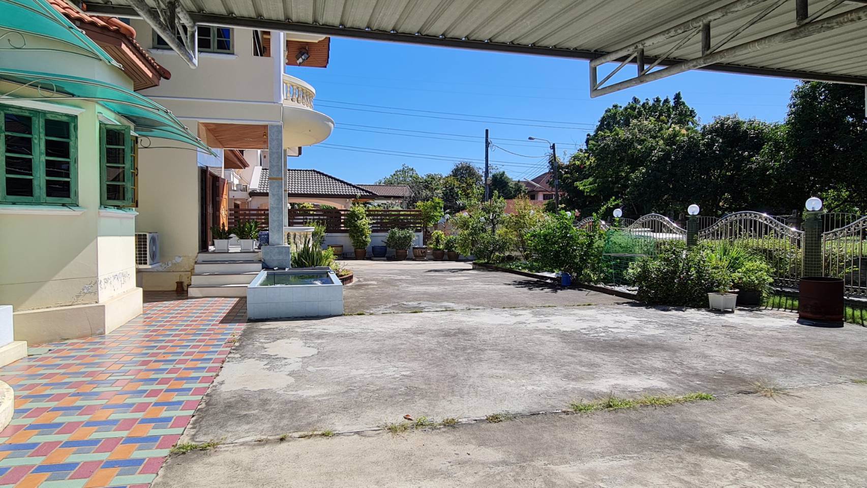 ขายบ้านพร้อมที่ดิน-2-แปลง-หมู่บ้านภัสรี-ถนนพุทธมณฑลสาย-2-เขตบางแค-กรุงเทพมหานคร