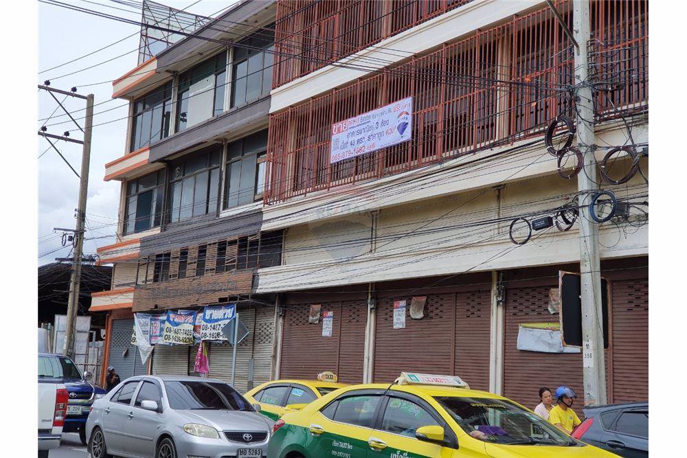 ขายอาคารพาณิชย์-3-ชั้น-43-ตรว-ถนนเพชรเกษม81