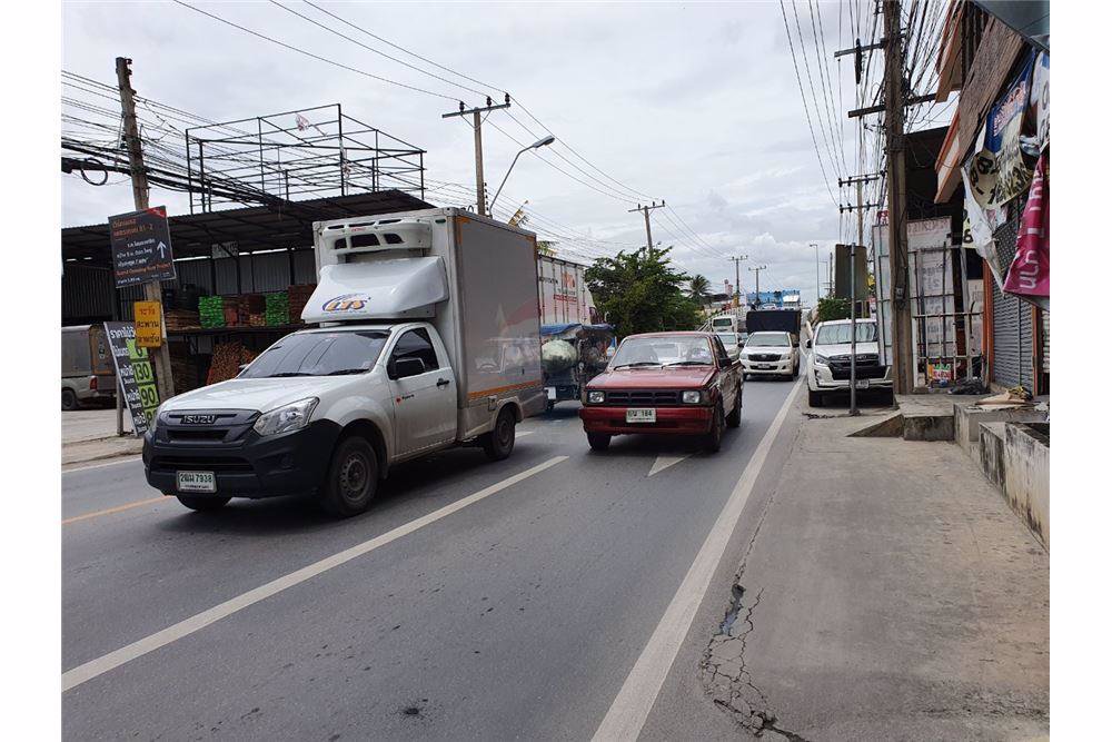 ขายอาคารพาณิชย์-3-ชั้น-43-ตรว-ถนนเพชรเกษม81