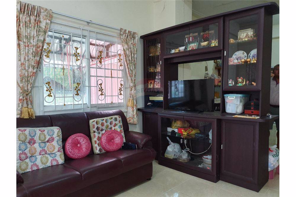 ขายทาวน์เฮ้าส์-2-ชั้น-30-ตรว-หมู่บ้านมารวยวิลล่า