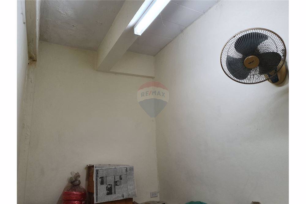 ขายทาวน์เฮ้าส์-2-ชั้น-30-ตรว-หมู่บ้านมารวยวิลล่า