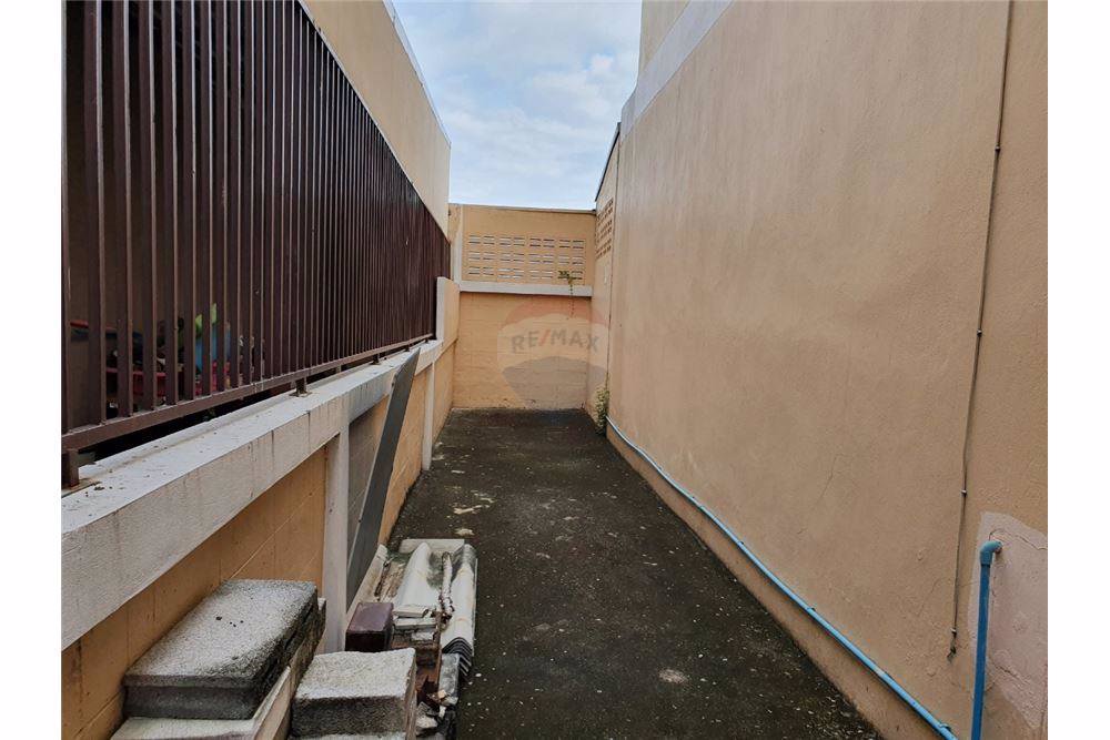 ขายทาวน์เฮ้าส์-2-ชั้น-30-ตรว-หมู่บ้านมารวยวิลล่า