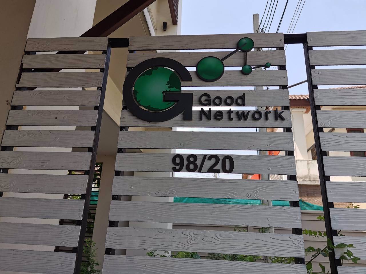 ขายทาวน์โฮม-4-ชั้น​-โครงการพรีเมี่ยมเพลส-นวมินทร์-ลาดพร้าว101-ราคาถูก