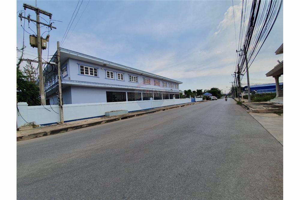 ขายบ้านพร้อมตึกรังนก​7-ไร่​322ตรว​ถธนบุรี-ปากท่อ​ทำเลดีมาก