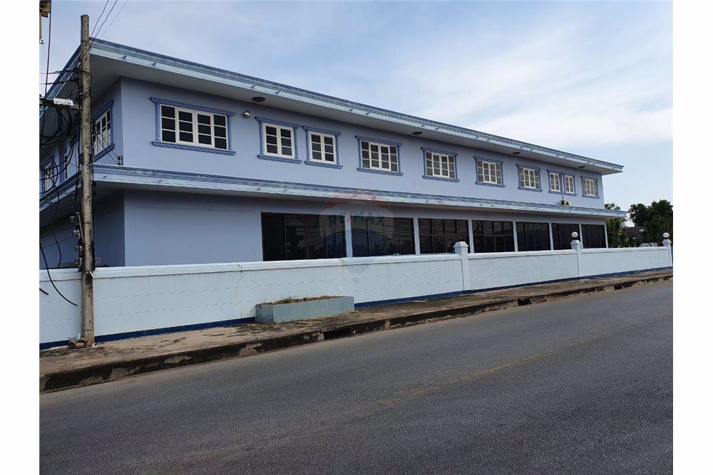 ขายบ้านพร้อมตึกรังนก​7-ไร่​322ตรว​ถธนบุรี-ปากท่อ​ทำเลดีมาก