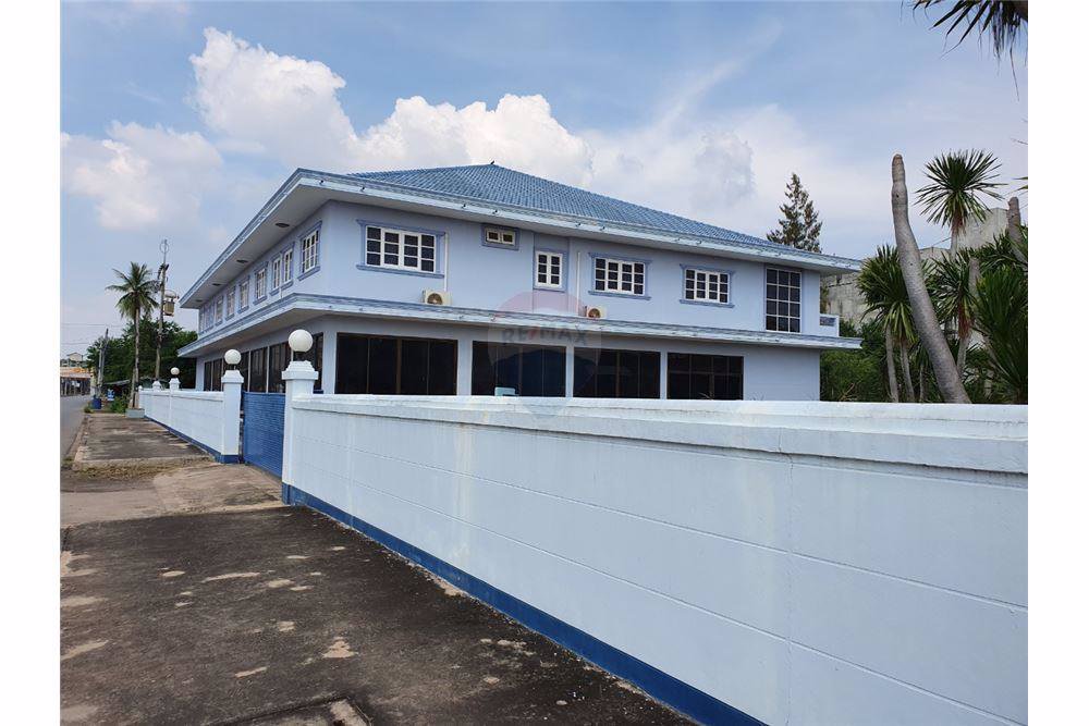 ขายบ้านพร้อมตึกรังนก​7-ไร่​322ตรว​ถธนบุรี-ปากท่อ​ทำเลดีมาก