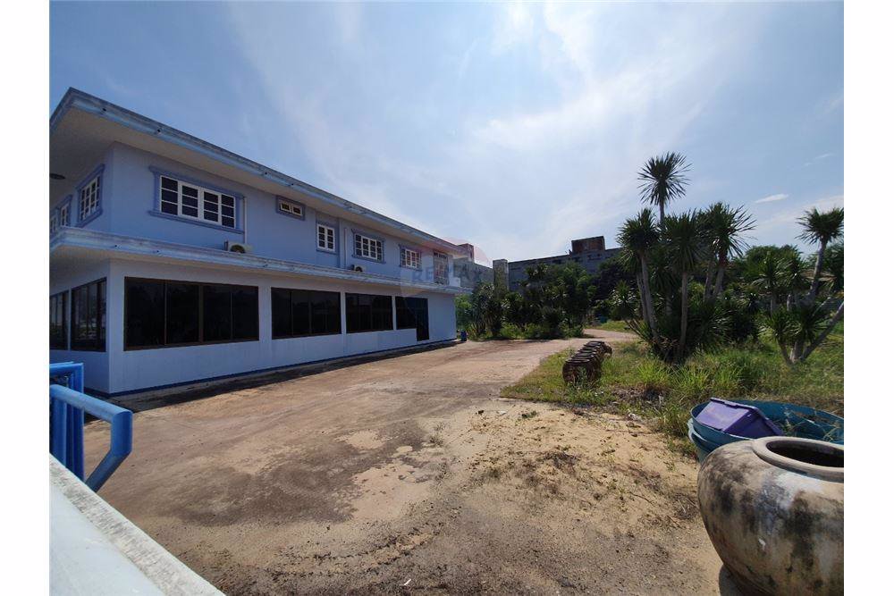 ขายบ้านพร้อมตึกรังนก​7-ไร่​322ตรว​ถธนบุรี-ปากท่อ​ทำเลดีมาก