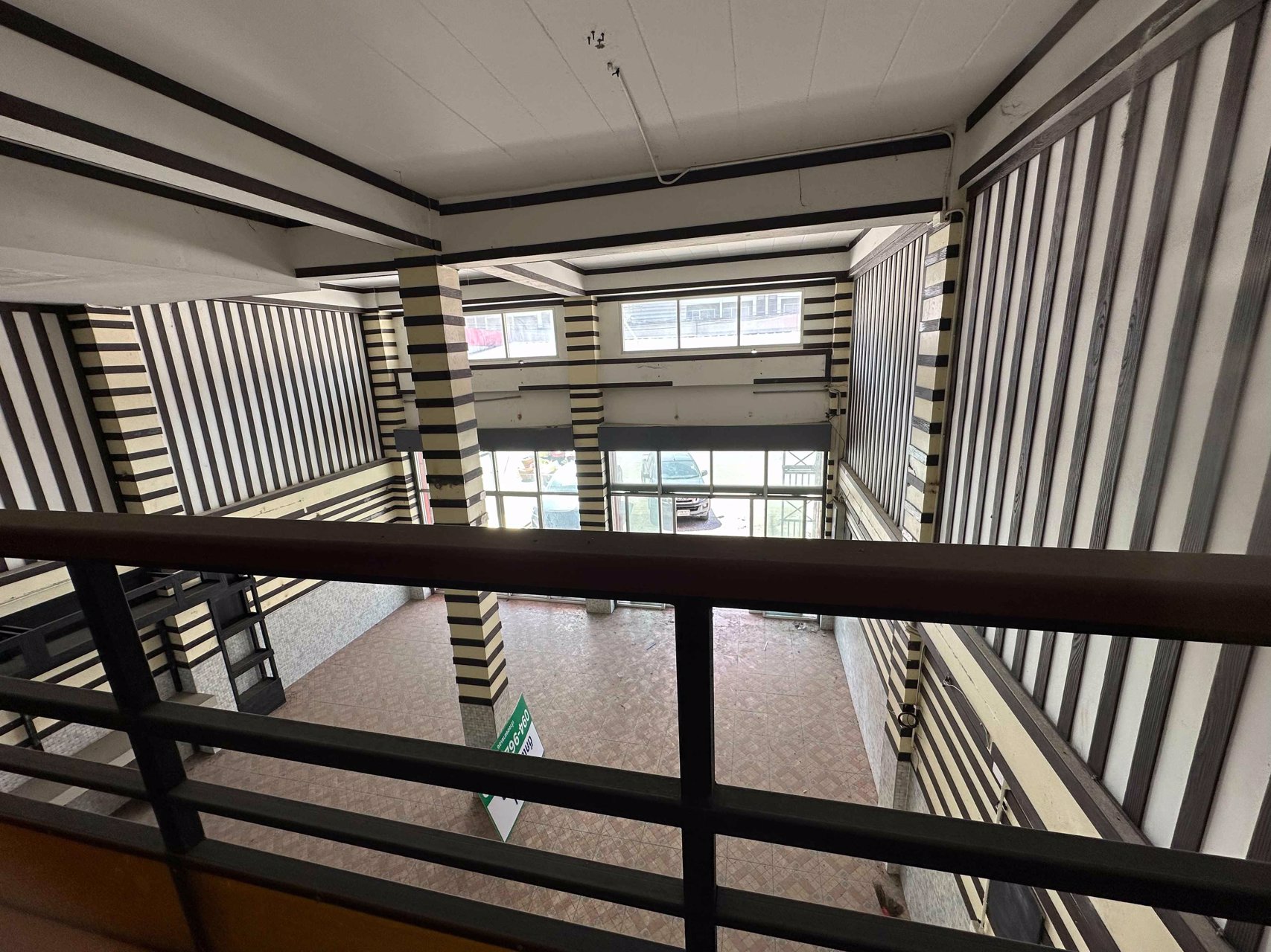 ขายด่วน-เจ้าของขายเอง-คุ้มมากๆ-อาคารพาณิชย์-2คูหา-ทะลุกัน-อยู่หัวมุม-ติดตลาดไท-35ชั้น