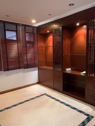 รหัสc2917-ให้เช่าทาวน์โฮม-4ชั้น-ถนนสุขุมวิทซอย39-บ้านสวยสไตล์รีสอร์ท-หลังมุม-ใกล้-btsพร้อมพงษ์