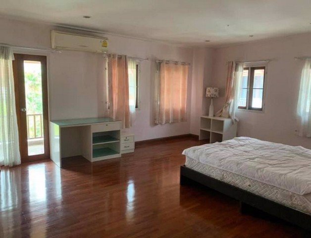 รหัสc2917-ให้เช่าทาวน์โฮม-4ชั้น-ถนนสุขุมวิทซอย39-บ้านสวยสไตล์รีสอร์ท-หลังมุม-ใกล้-btsพร้อมพงษ์