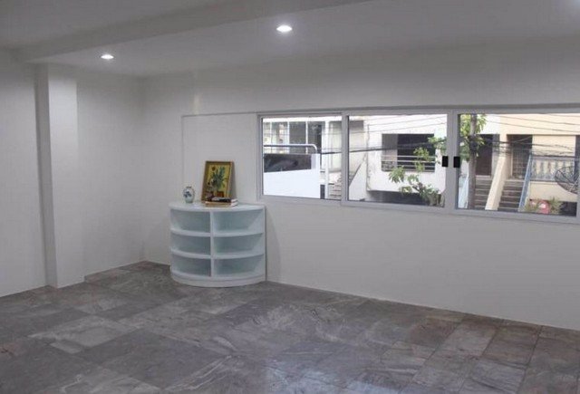 รหัสc2908-ให้เช่าทาวน์โฮม-3ชั้น-ถนนประชาชื่น-ซอยเสริมสุข-ใกล้-mrt-บางซื่อ