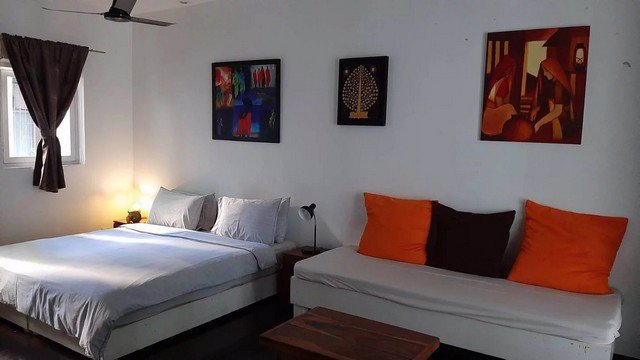 รหัสc2991-ให้เช่าบ้านเดี่ยว-2ชั้น-สไตล์วิจเทจสีขาวทำเลใจกลางเมืองใกล้bts-สุรศักดิ์-ถนนสาทร