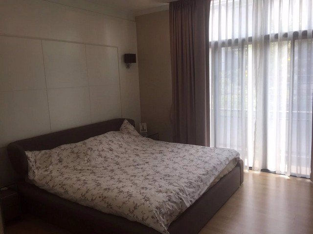 รหัสc2995-ให้เช่าทาวน์โฮม-3ชั้น-หมู่บ้านฟลอร่า-วงศ์สว่าง-ใกล้btsสายสีม่วง-เฟอร์นิเจอร์ครบพร้อมอยู่