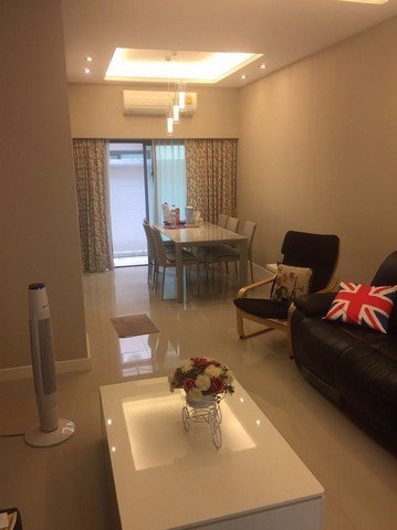 รหัสc2995-ให้เช่าทาวน์โฮม-3ชั้น-หมู่บ้านฟลอร่า-วงศ์สว่าง-ใกล้btsสายสีม่วง-เฟอร์นิเจอร์ครบพร้อมอยู่