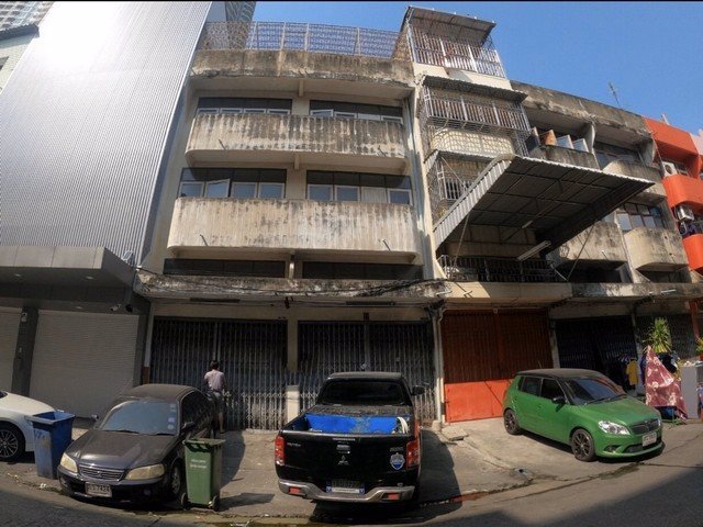 รหัสc3062-ให้เช่าอาคารพาณิชย์-2คูหา-4ชั้นมีชั้นลอย-ถนนพระราม3-รถใหญ่เข้าซอยได้