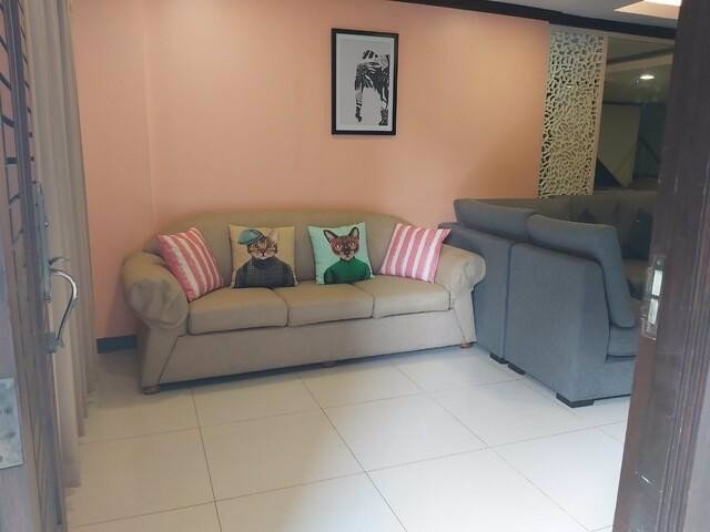 รหัสc3085-ให้เช่าทาวน์เฮ้าส์-2ชั้น-ถนนสุขุมวิทซอย26-ตกแต่งสวยพร้อมอยู่-ใกล้btsพร้อมพงษ์