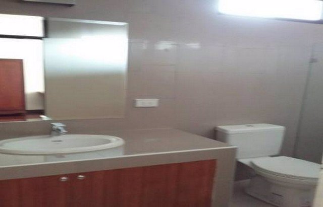 รหัสc3098-ให้เช่าบ้านเดี่ยว-2ชั้น-ถนนสุขุมวิท-เอกมัย-เนื้อที่-200ตารางวา-ใกล้-btsเอกมัย