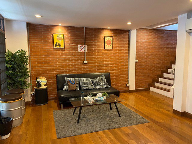 รหัสc3104-ให้เช่าทาวน์เฮ้าส์-2ชั้น-ถนนสุขุมวิท-ใกล้-btsพระโขนง-การเดินทางสะดวกมาก