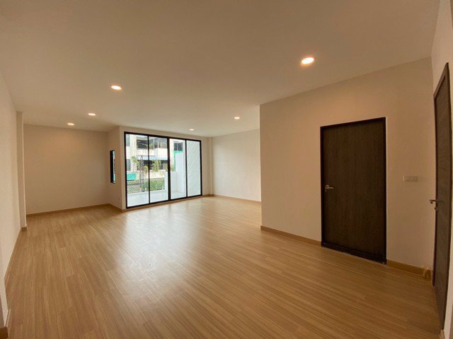 รหัสc3115-ขายโฮมออฟฟิศ-3ชั้น-สุขุมวิท77-ใกล้-btsอ่อนนุช-ตกแต่งสวยพร้อมใช้งาน