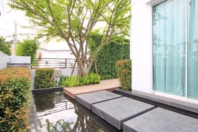 รหัสc3113-ให้เช่าบ้านเดี่ยว-3ชั้น-หมู่บ้านเนอวานา-บียอนด์-ไลท์-พระราม9-ใกล้airport-link-ทับช้าง