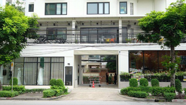 รหัสc3133-ให้เช่าพื้นที่ริมถนนนราธิวาส-150-ตารางเมตร-ใกล้-bts-ช่องนนทรี