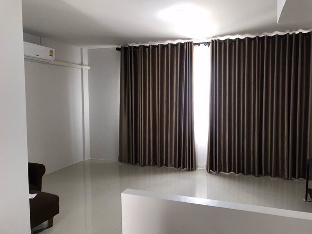 รหัสc3126-ให้เช่าทาวน์โฮม-3ชั้น-โครงการเดอะฮัมบูร์ก-รามอินทรา-รามคำแหง-ถนนหทัยราษฎร์