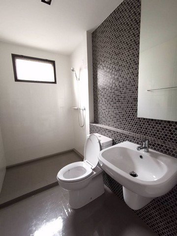 รหัสc3125-ให้เช่าทาวน์โฮม-3ชั้น-โครงการ-the-landmark-สุคนธสวัสดิ์25-เอกมัย-รามอินทรา