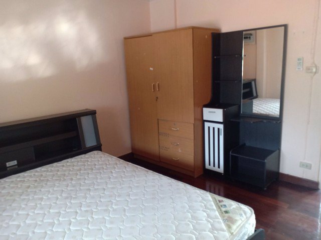 รหัสc3123-ให้เช่าบ้านเดี่ยว-2ชั้น-หมู่บ้านสัมมากร-รามคำแหง110-เหมาะทำที่พักอาศัยและโฮมออฟฟิศ