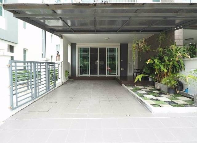 รหัสc3155-ให้เช่าทาวน์โฮม-3ชั้น-หมู่บ้านทาวน์อเวนิว-ศรีนครินทร์-อ่อนนุช68-เฟอร์ครบพร้อมอยู่