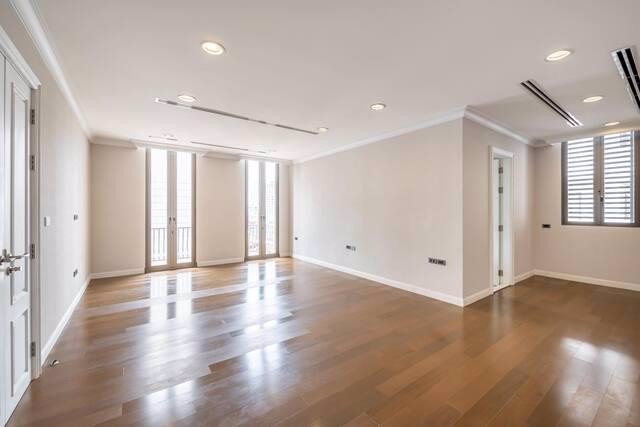 รหัสc3154-ให้เช่าทาวน์โฮมหรู-5ชั้น-ลิฟต์ส่วนตัวและสระว่ายน้ำส่วนตัว-ถนนสุขุมวิท-ใกล้bts