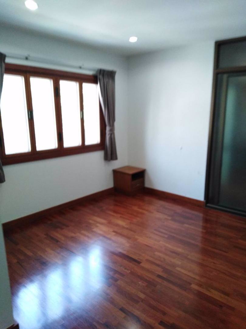 รหัสc3150-ให้เช่าบ้านเดี่ยว-3ชั้น-ทำเลใจกลางเมืองสุขุมวิท63-เอกมัย12-ปรีดีพมย์ยงค์31