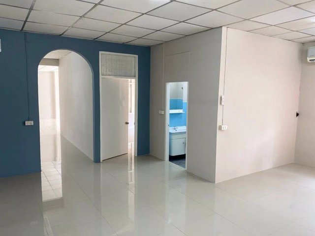 รหัสc3183-ให้เช่าบ้านเดี่ยวชั้นเดียวเหมาะทำโฮมออฟฟิศและพักอาศัย-ลาดพร้าว-นาคนิวาส