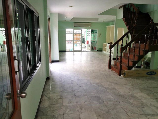 รหัสc3174-ให้เช่าทาวน์เฮ้าส์-2ชั้น-หมู่บ้านรังสิยา-สุขุมวิท101-ใกล้-btsปุณวิถี-เลี้ยงสัตว์ได้