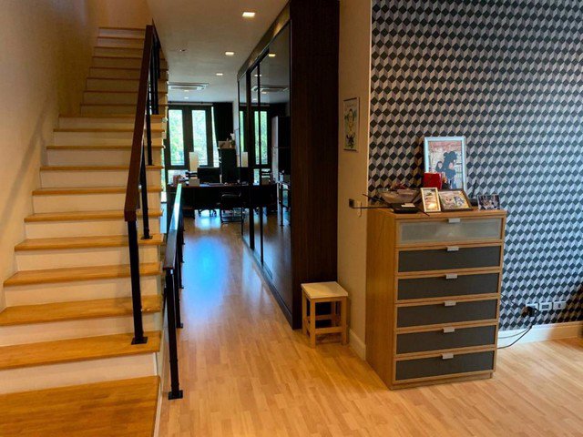 รหัสc3191-ให้เช่าและขายบ้านแฝด3ชั้น-หมู่บ้าน-บ้านกลางเมืองรัชดา36-luxury-modern-design-เครือ-ap