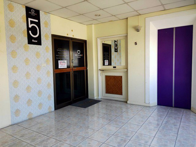 รหัสc3204-ให้เช่าอาคาร-6ชั้น-มีลิฟท์-ถนนรัชดาภิเษก-ใกล้mrt-เหมาะกับหลายธุรกิจ