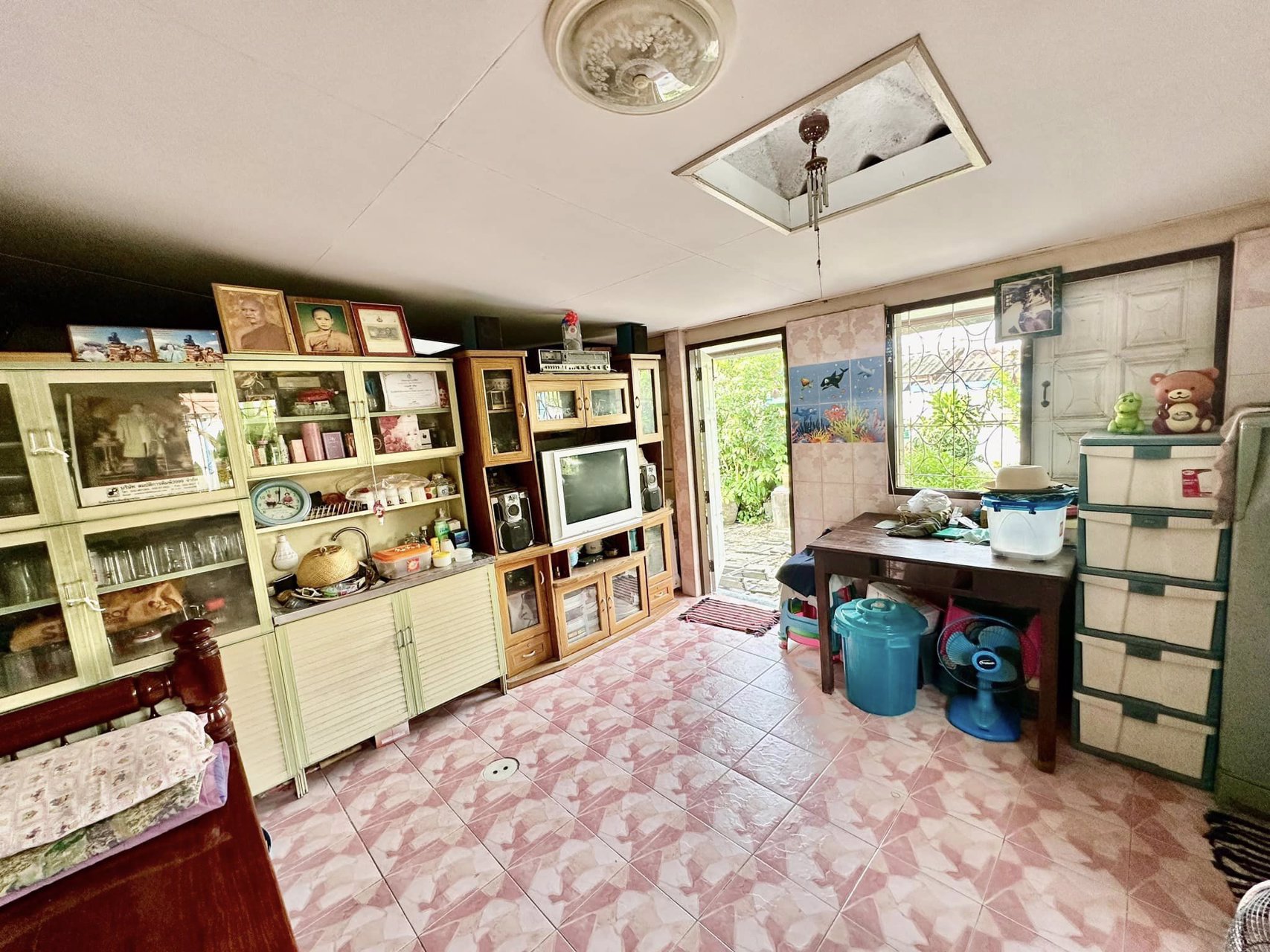 ขาย-ตึกแถว-3-ชั้น-3-คูหา-ทะเล-อ่าวประจวบ