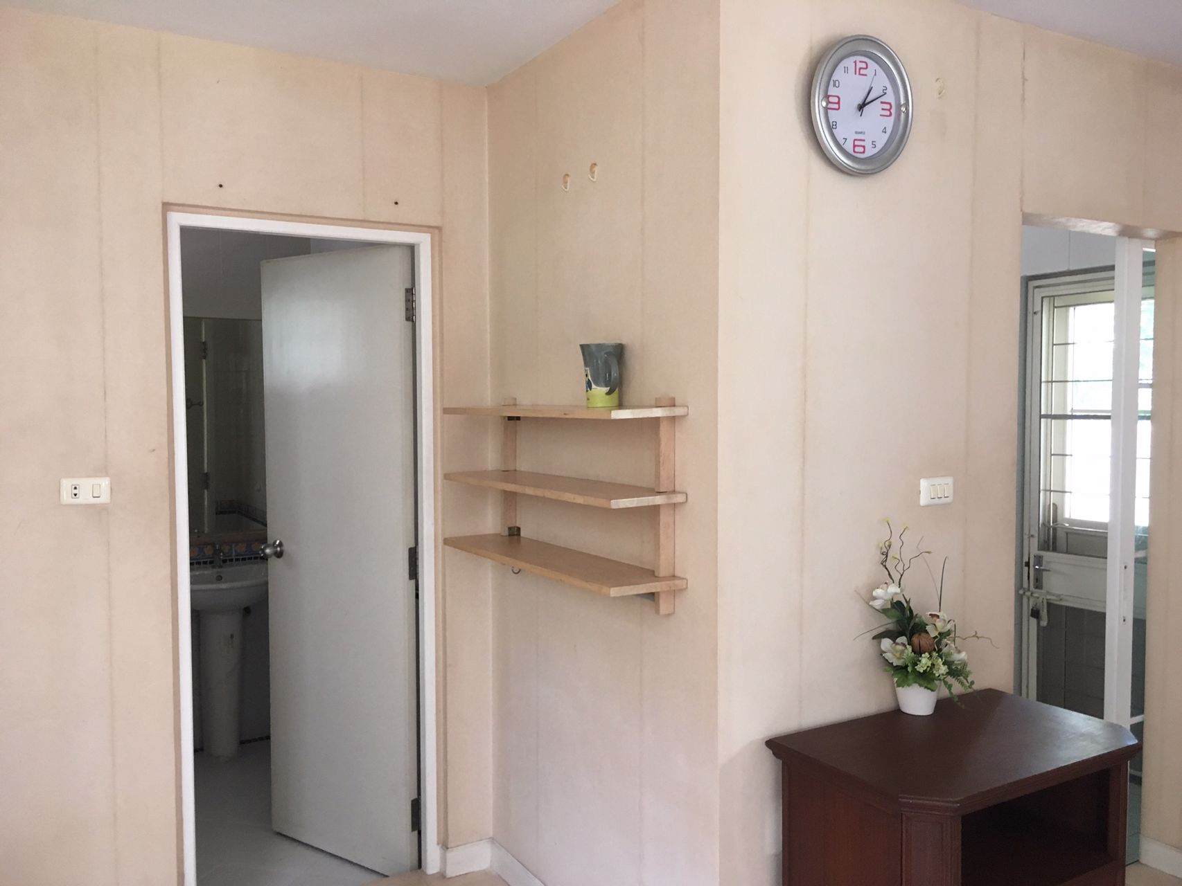 ให้เช่าบ้านเดี่ยว-25000-บาทต่อเดือน-หมู่บ้านนันทวัน-ประชาชื่น-ขนาด-55-ตรวา