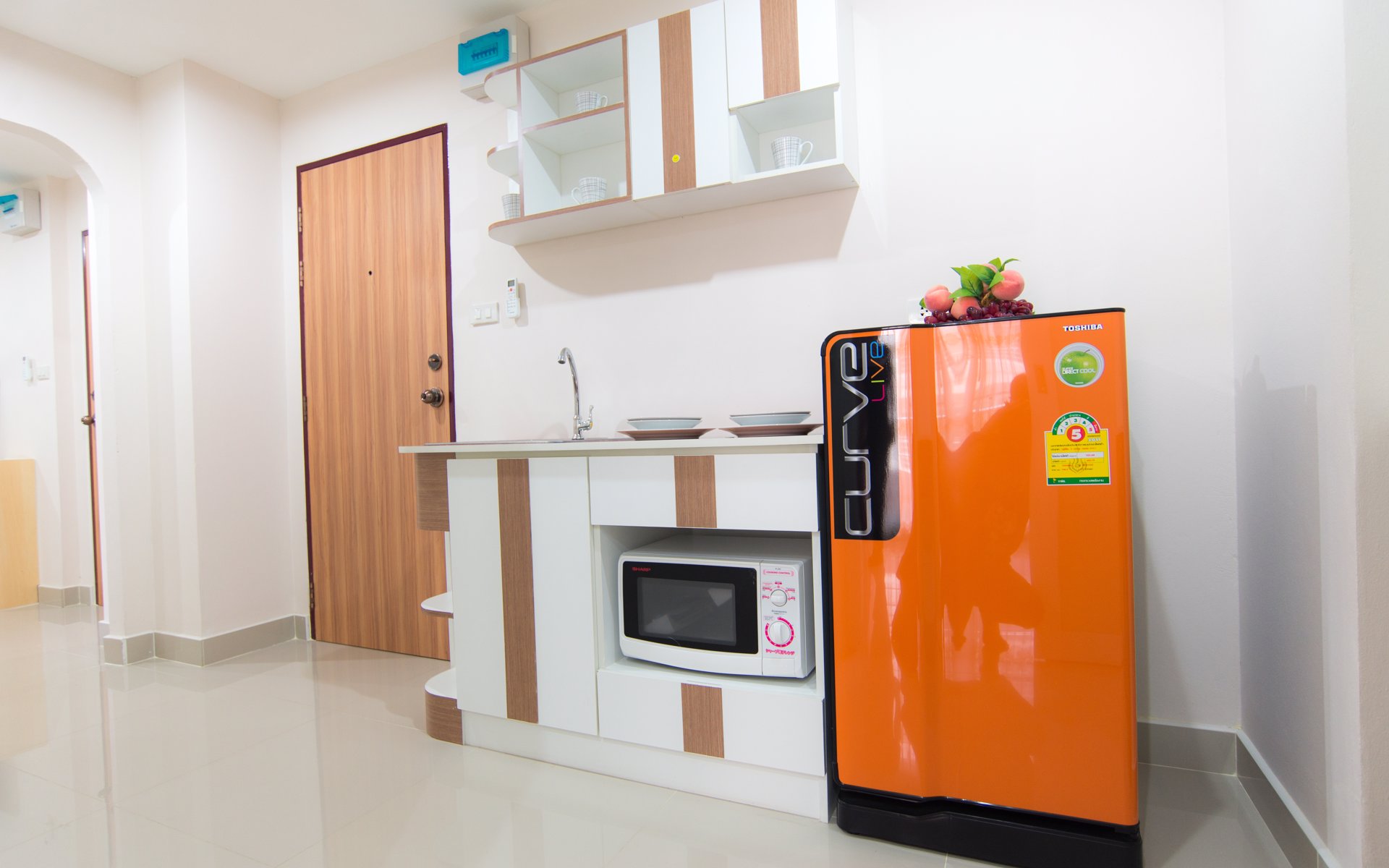 ให้เช่าคอนโด-สองห้องนอน-ตกแต่งครบเดอะวิสด้อมเบิร์ก-ใกล้มหาวิทยาลัยบูรพา-ใกล้หาดบางแสน