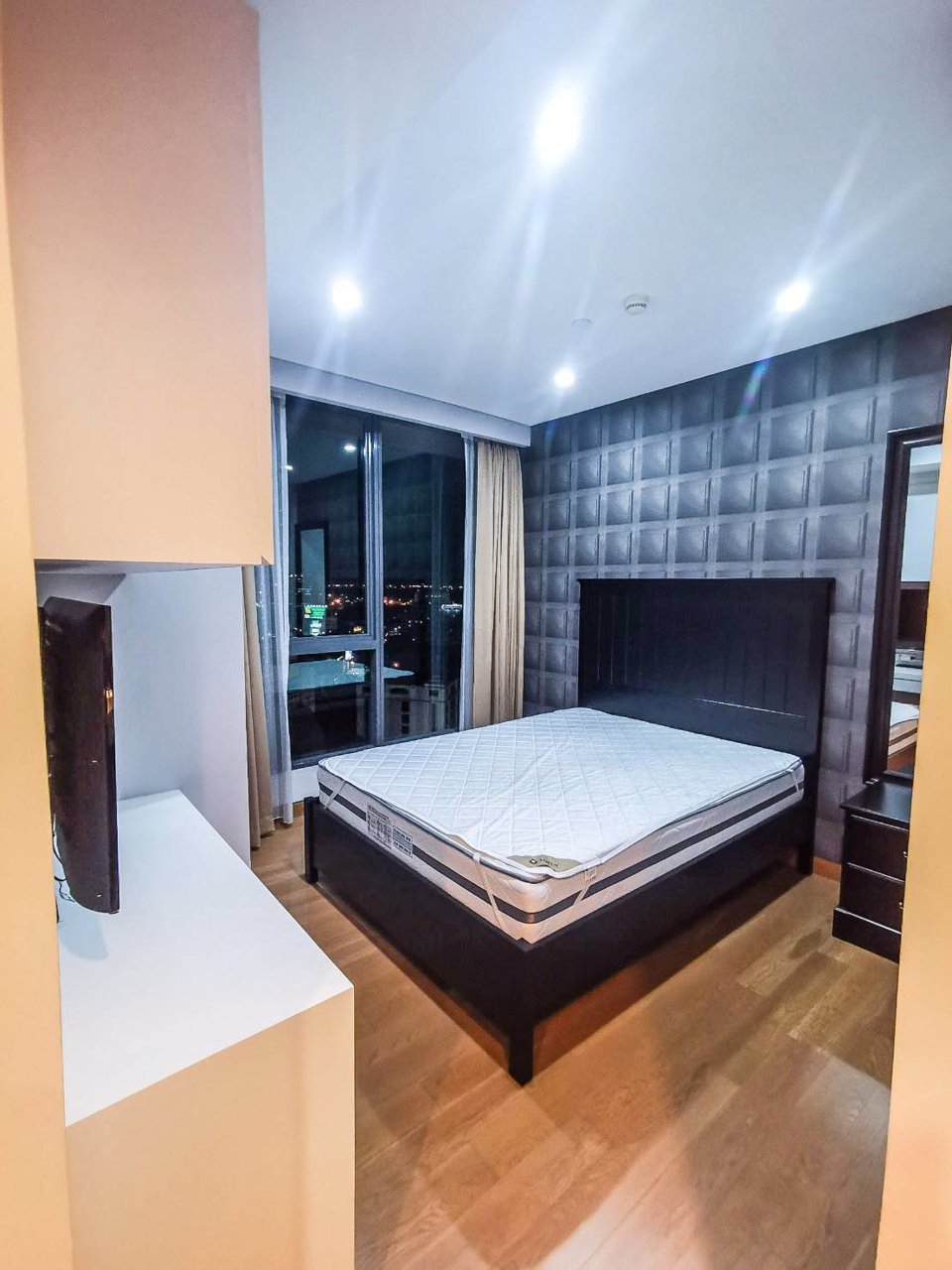 for-rent-lpn-24-condominium-fully-furnished-furnitures-size-38-sq-m-sukhumvit-24