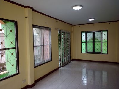 ให้เช่า-ทาวน์โฮม-หมู่บ้านปาริชาติ-พุทธมณฑลสาย-4