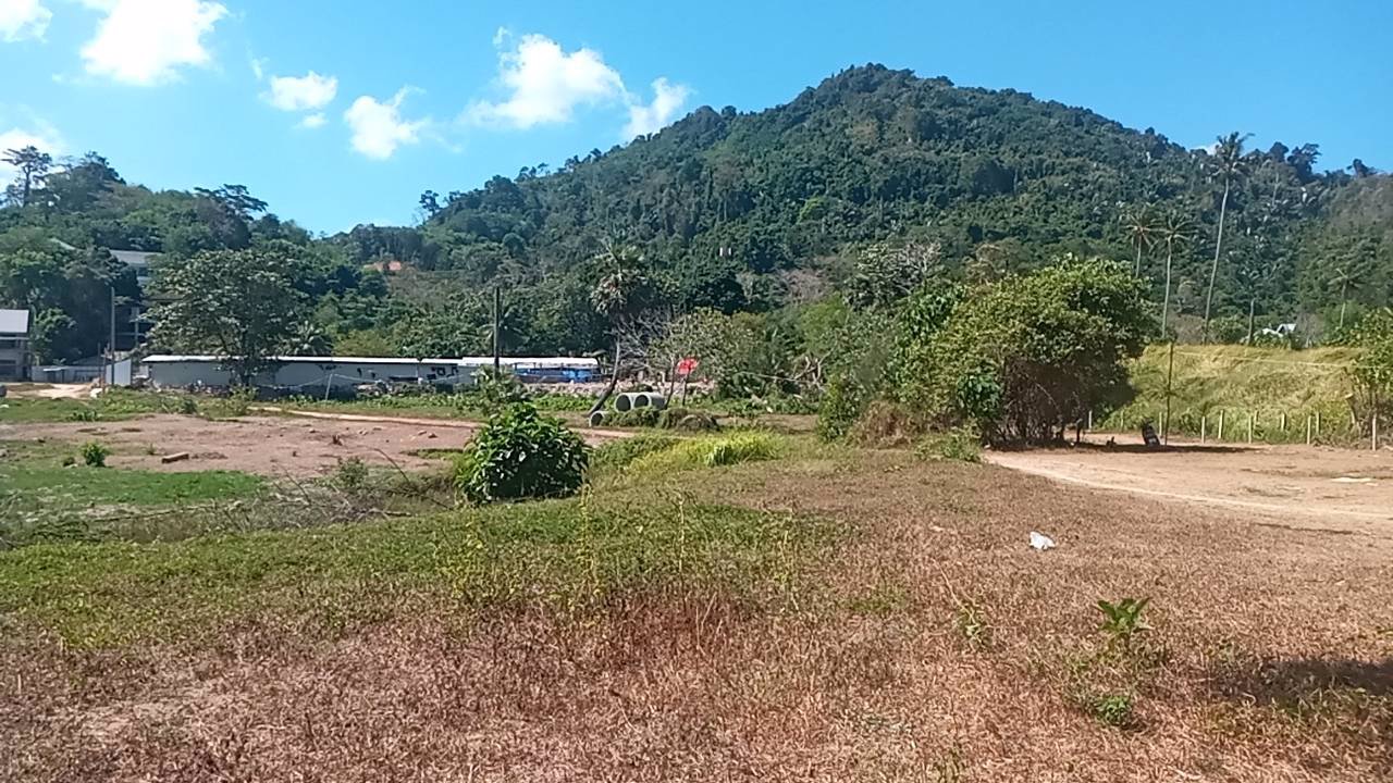 ขายที่ดินติดทะเล-เนื้อที่-35-ไร่