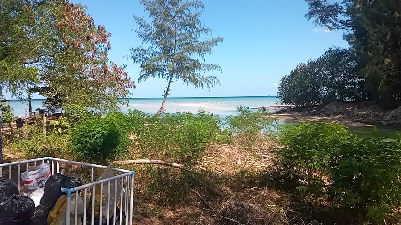 ขายที่ดินติดทะเล-เนื้อที่-35-ไร่