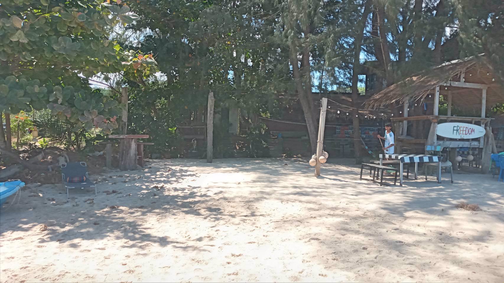 ขายที่ดินติดทะเล-เนื้อที่-35-ไร่