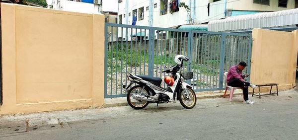 ให้เช่าถูก-ที่ดินเปล่า-59-ตารางวา-ซอยอินทามระ-10-เพียง-18000-บาท-เดือน-ใกล้สี่แยกสะพานควายเพียง-12