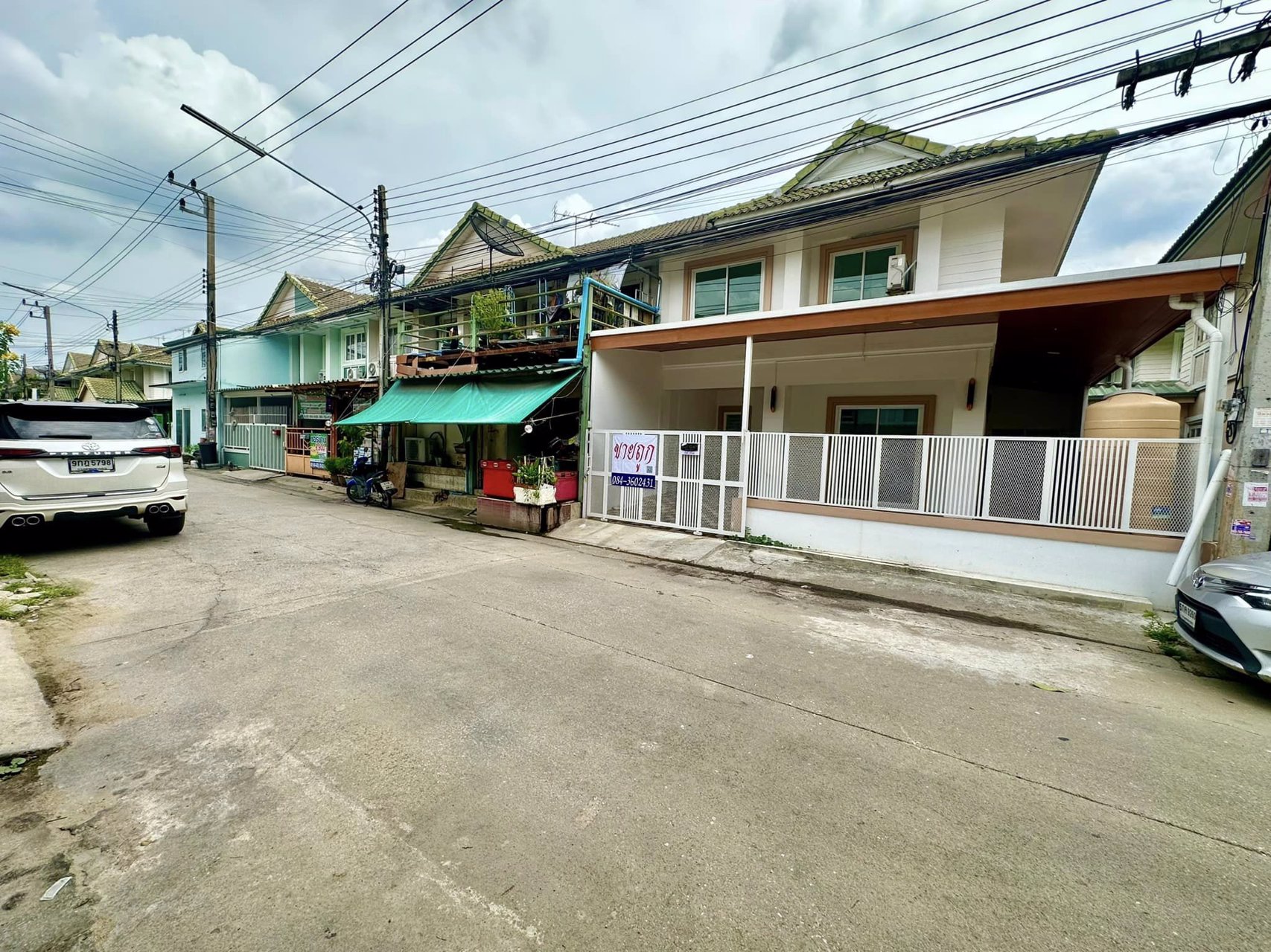 ขายถูก-พฤกษาb-หลังริม-รีโนเวทใหม่-สวยๆ