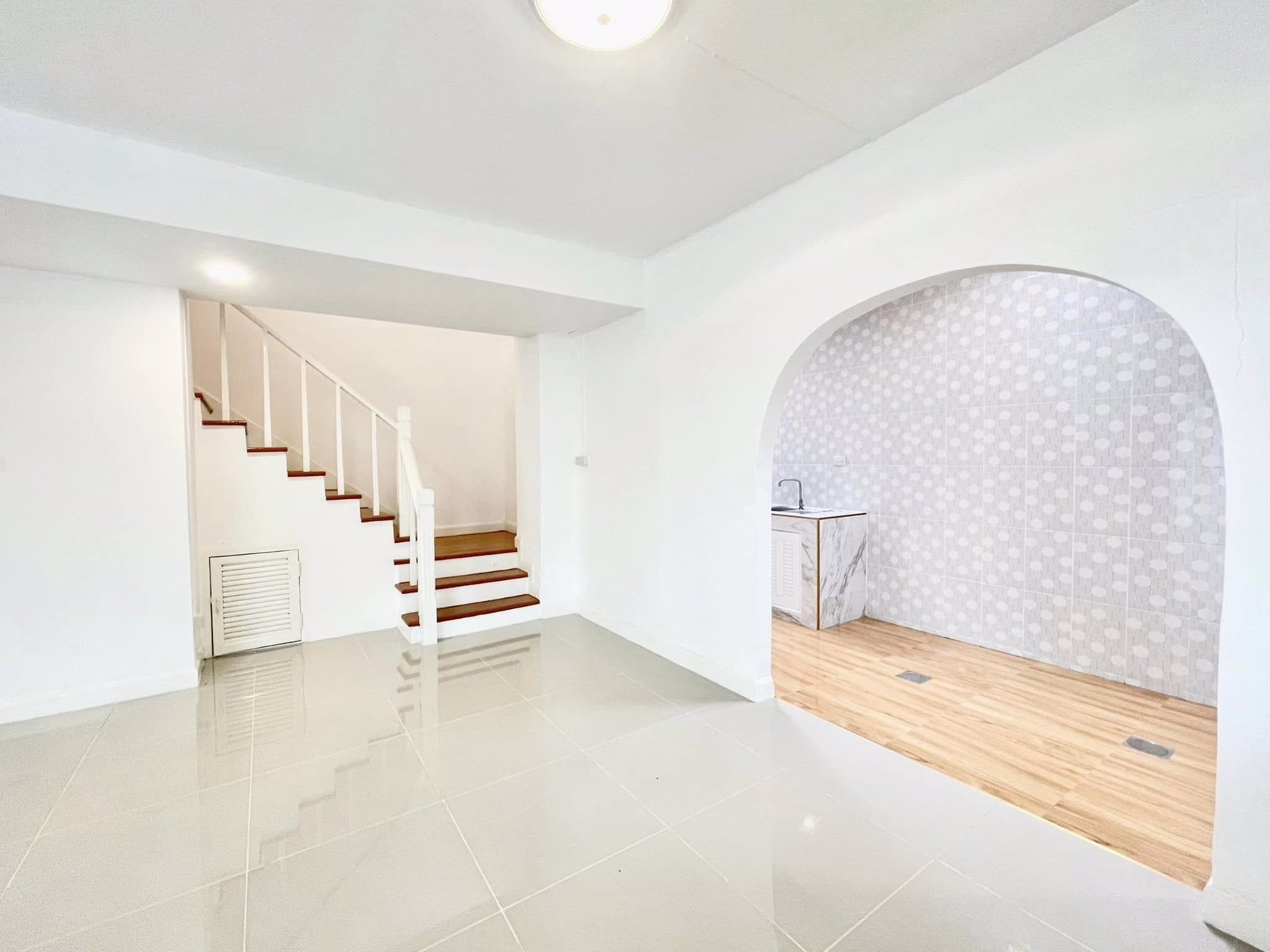 ขายถูก-พฤกษาb-หลังริม-รีโนเวทใหม่-สวยๆ