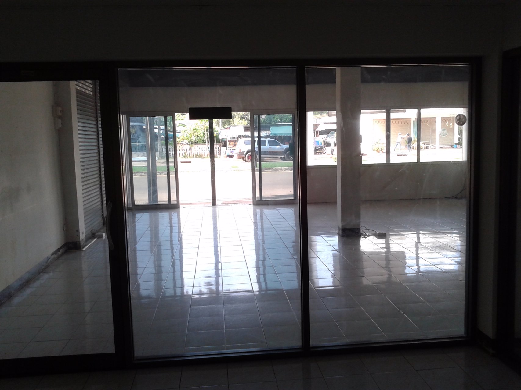 ขายอาคารพาณิชย์2-คูหา-ห้องมุม-ถูกทำเลดี-เมืองสกลนคร