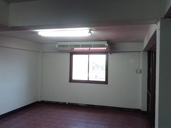 ขายอาคารพาณิชย์2-คูหา-ห้องมุม-ถูกทำเลดี-เมืองสกลนคร